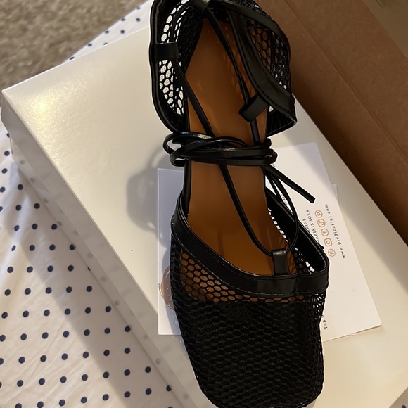 Womens fishnet heels - Picture 4 of 6